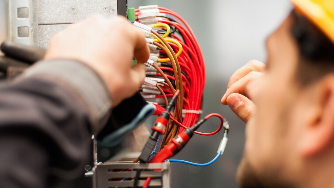 Commercial Electrician Service in Dublin