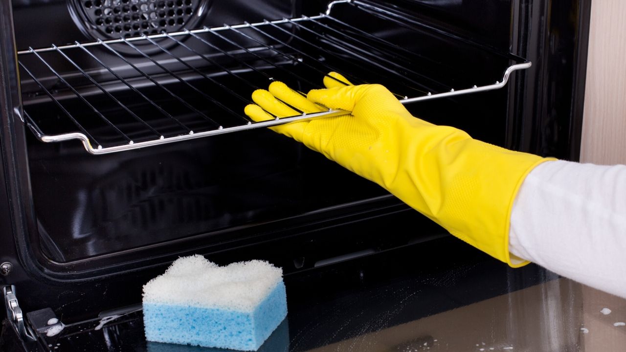 oven cleaning service in Dublin